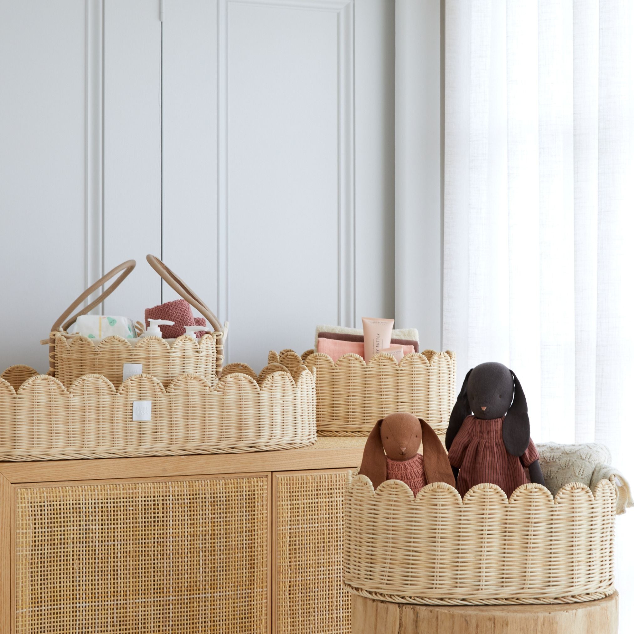 BELLE Scalloped Basket Set