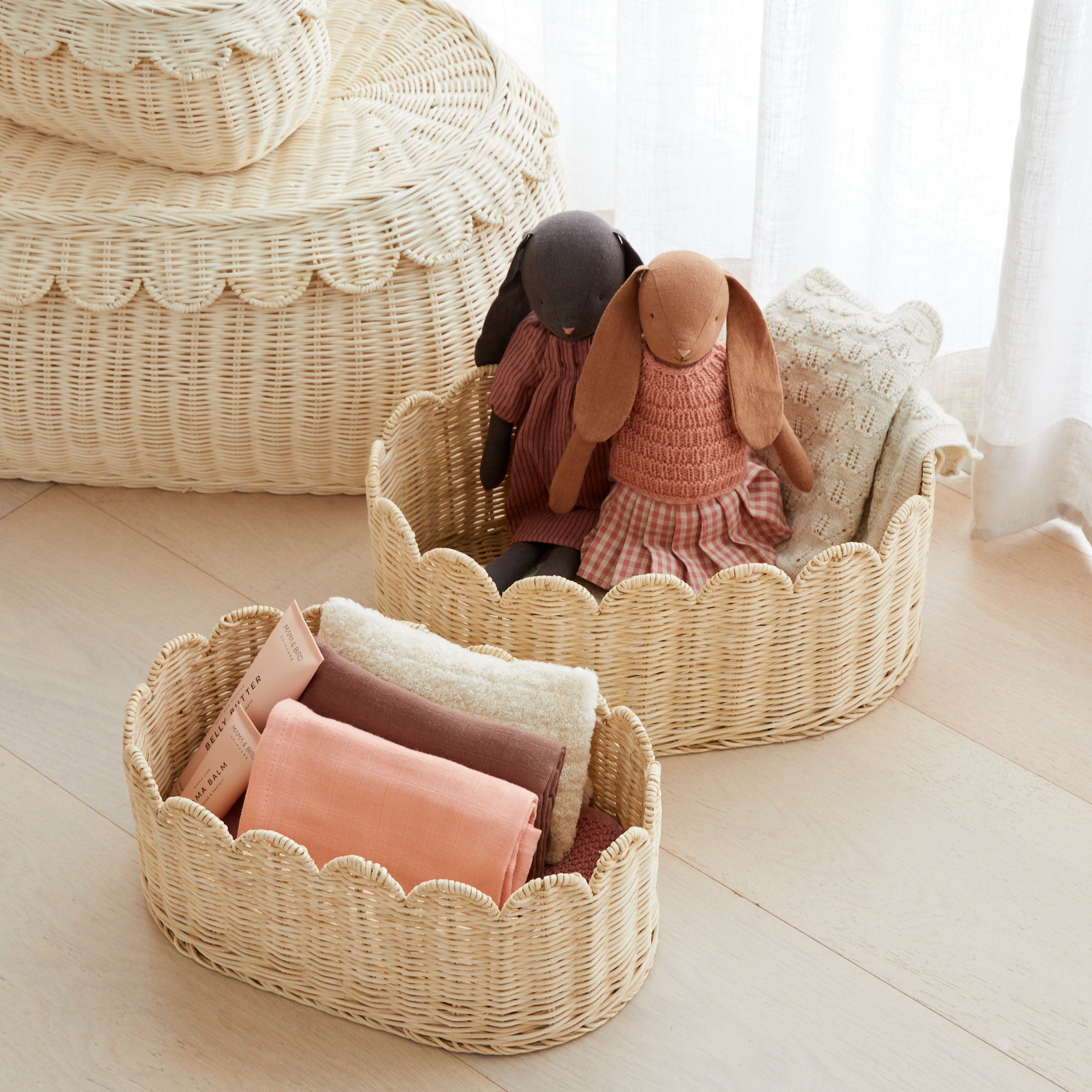 BELLE scalloped basket set